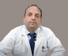 Ophthalmologist Dr. Deependra V Singh 